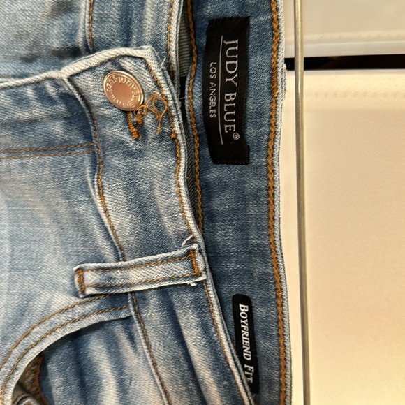 Judy blue boyfriend jeans - Picture 2 of 4